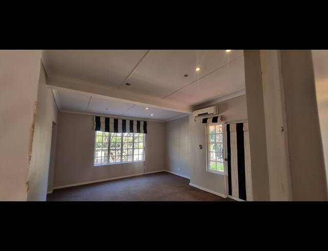 5 BEDROOM HOUSE TO LET IN GLENWOOD